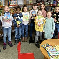 Klassenbesuch in der Bücherei