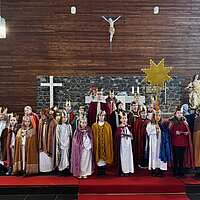 Die Sternsinger der Kirchorte Guckheim und Salz beim Aussendungsgottesdienst